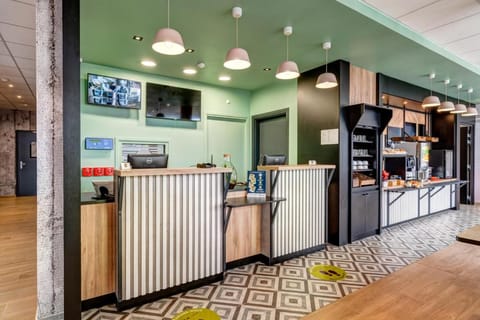 B&B HOTEL Le Port Marly Saint Germain en Laye Hotel in Saint-Germain-en-Laye