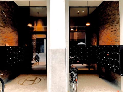 Waterside Loft @Vaartkom Leuven |with e-Scooter. Apartment in Leuven