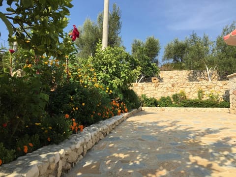 Gueshouse Redilka Vacation rental in Ksamil