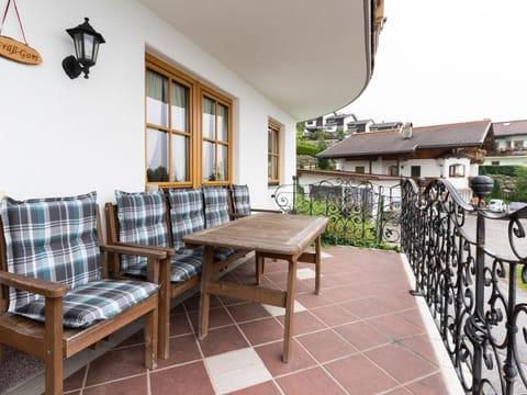 Apartment in Hainzenberg near Ski Lift Apartment in Zell am Ziller