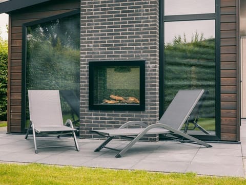 Bungalow in Ouddorp with Nature Reserve Views Vacation rental in Zeeland, Netherlands