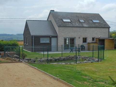 House in Ardennes near Lake Nisramont Vacation rental in Wallonia, Belgium