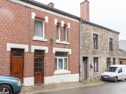 Charming Stay in Viroinval Vacation rental in Wallonia, Belgium
