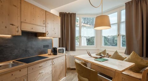 Garni Laurino Hotel Hotel in Cavalese