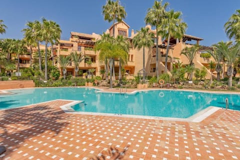 Apartamento de 2 dormitorios en Bahía de Alcántara Apartment in San Pedro de Alcántara