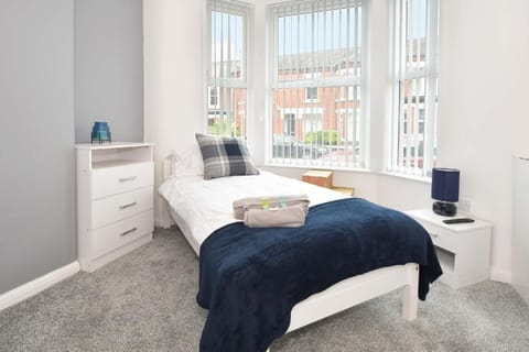 Townhouse @ 86 Brooklyn Street Crewe Vacation rental in Crewe