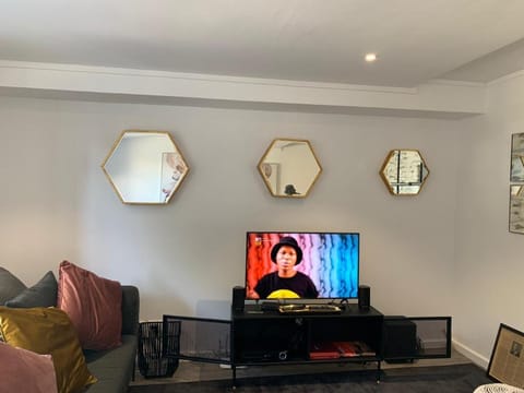 New Cool Flat:Cape Town Zonnebloem Apartment in Cape Town