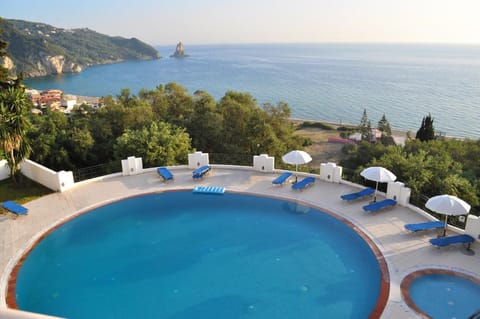 Studio Apartments Maria with Pool - Agios Gordios Beach Apartment in Corfu, Greece