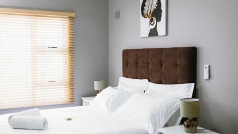 Eight modern suites with Ensuite bathrooms Vacation rental in Cape Town