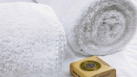 Eight modern suites with Ensuite bathrooms Vacation rental in Cape Town