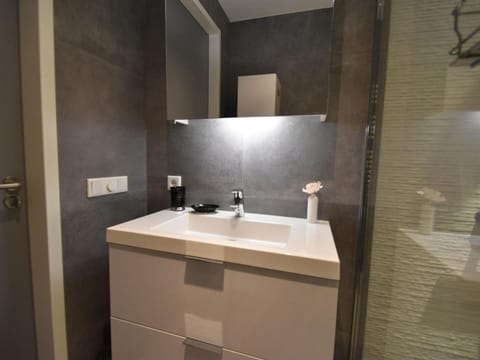 Apartment in Veere with Lake Views & Marina Apartment in Kamperland