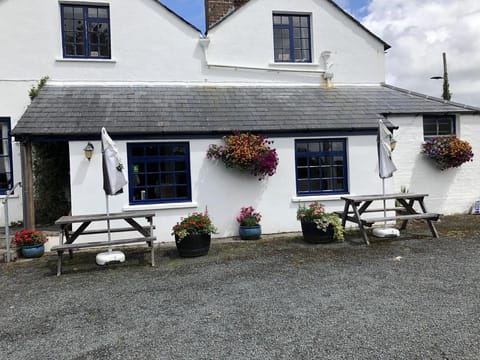Blue Lion Inn Hotel in West Devon District