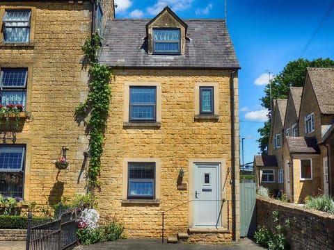 Oakey Cottage - Complimentary Breakfast Vacation rental in Bourton-on-the-Water