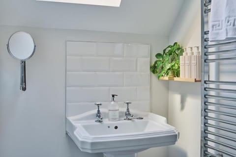 Oakey Cottage - Complimentary Breakfast Vacation rental in Bourton-on-the-Water