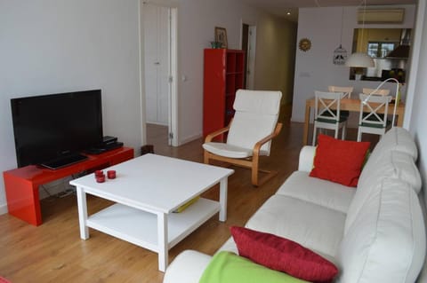 Second Line Beach, Very Clean, Fast Wifi Apartment in Marina Baixa