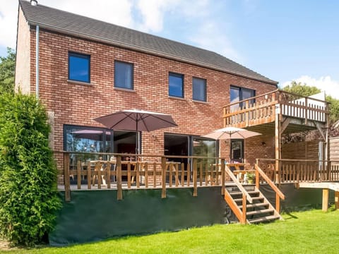 Holiday house with sauna and terrace Vacation rental in Wallonia, Belgium