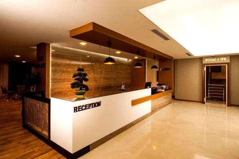 MAJURA HOTEL BUSINESS Hotel in Izmir