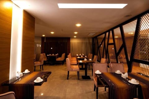 MAJURA HOTEL BUSINESS Hotel in Izmir