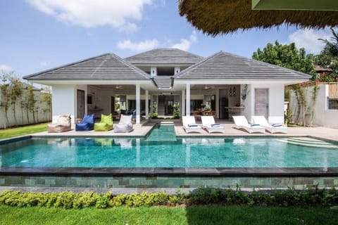 Villa Mata Hari is a sumptuous brand new villa Villa in Mengwi