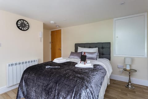 St Mary's - Modern Central Huge Studio Apartments Apartment in Southampton