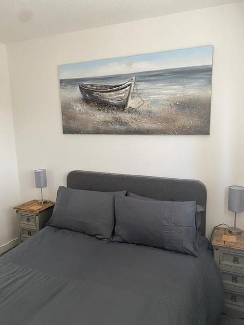 Riverside Park Ground Floor Apartment - St Neots Apartment in Huntingdonshire District