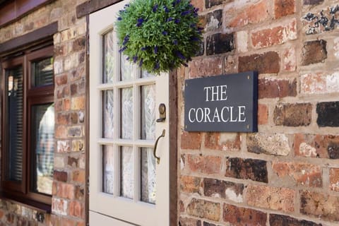 The Coracle Apartment in Tontine Hill