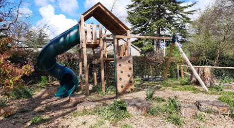 Courtyard Cottage Hotel in Oswestry