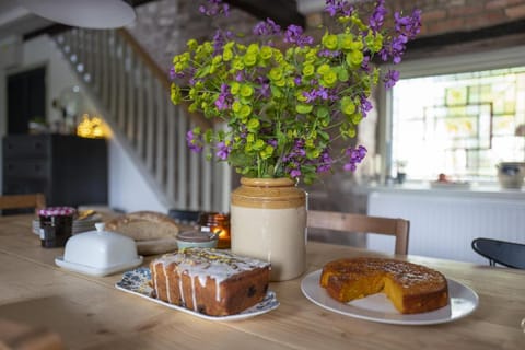 Little Underhill Apartment in Oswestry