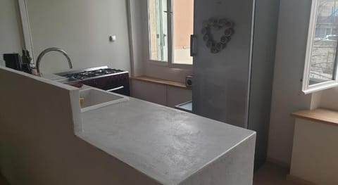 Charmant appartement cœur village provençal Apartment in Lambesc