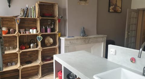 Charmant appartement cœur village provençal Apartment in Lambesc