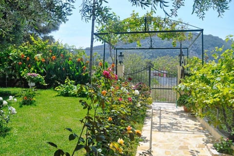 Holiday House Angelos A on Agios Gordios Beach Vacation rental in Saint Gordios beach