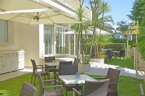 HOTEL PIGALLE Hotel in Forte dei Marmi