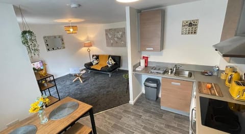 Grand Central Littleover Deluxe Apartment in Derby