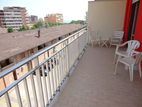 Apartment Near the Beach-pool-tv-ac Apartment in Porto Santa Margherita