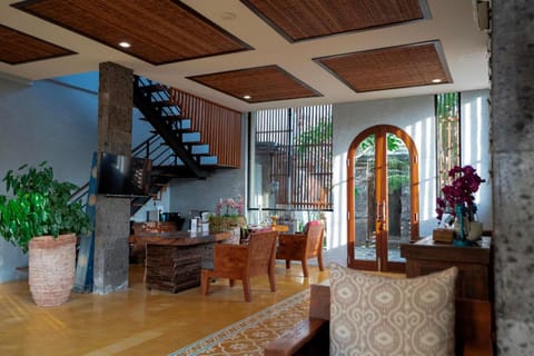 Kusuma Living and Villa Seminyak Hotel in Kuta