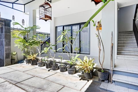 OYO 90521 Rumah Ibu Hotel in Kuta Selatan