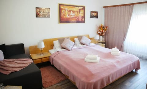 Zum Burgkeller Hotel in Rhineland-Palatinate