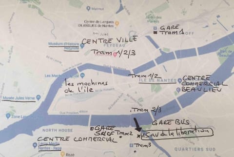 Nantes 3p Box Free 1 to 6 Pers Linen Provided Apartment in Rezé