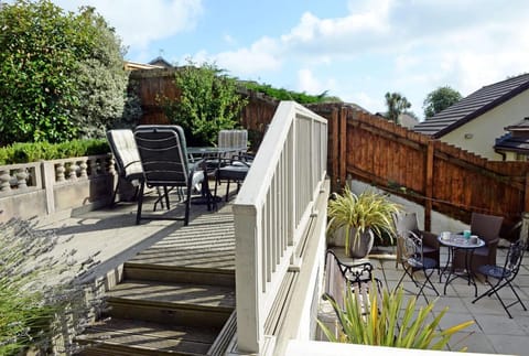 Valley Retreat - Peaceful Cottage, Walk to Beach Country House in Saundersfoot