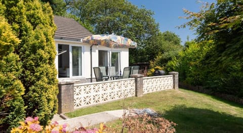 Sêr Môr - Peaceful Cottage with Log Burner Country House in Saundersfoot