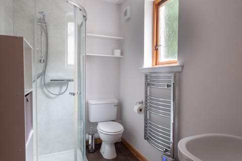 Contemporary One Bedroom Apartment Close To All Amenities In Conservation Area Apartment in Scotland