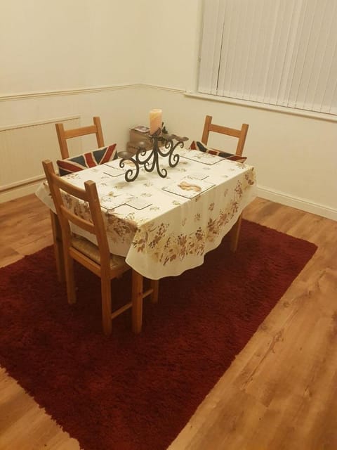 Spacious Luxurious Serviced Accommodation  Vacation rental in Doncaster