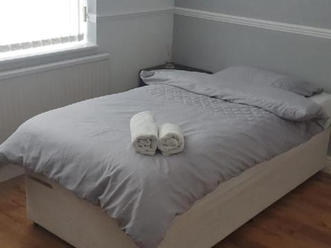 Spacious Luxurious Serviced Accommodation  Vacation rental in Doncaster