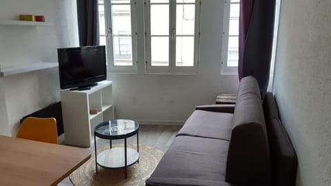 Studio N301 Meuble Besancon - Rue Battant Apartment in Besançon