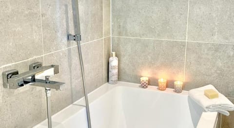 Apartment Twelve Apartment in Shrewsbury