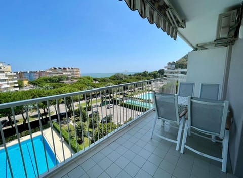 Relax in a our pool view apartment Apartment in Porto Santa Margherita