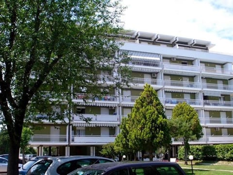 Relax in a our pool view apartment Apartment in Porto Santa Margherita