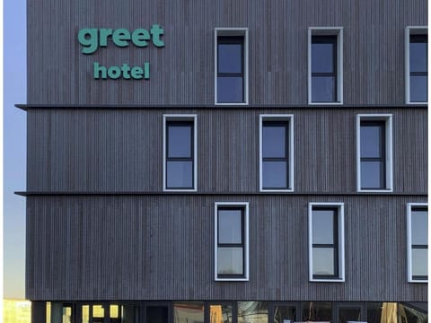 greet Hotel Rennes Pace Hotel in Brittany