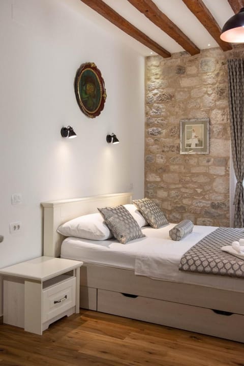 Stephane City Vibe Suites Apartment in Trogir