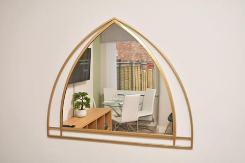 Somerville House | Beautiful Four Bedroom Home Vacation rental in Crewe